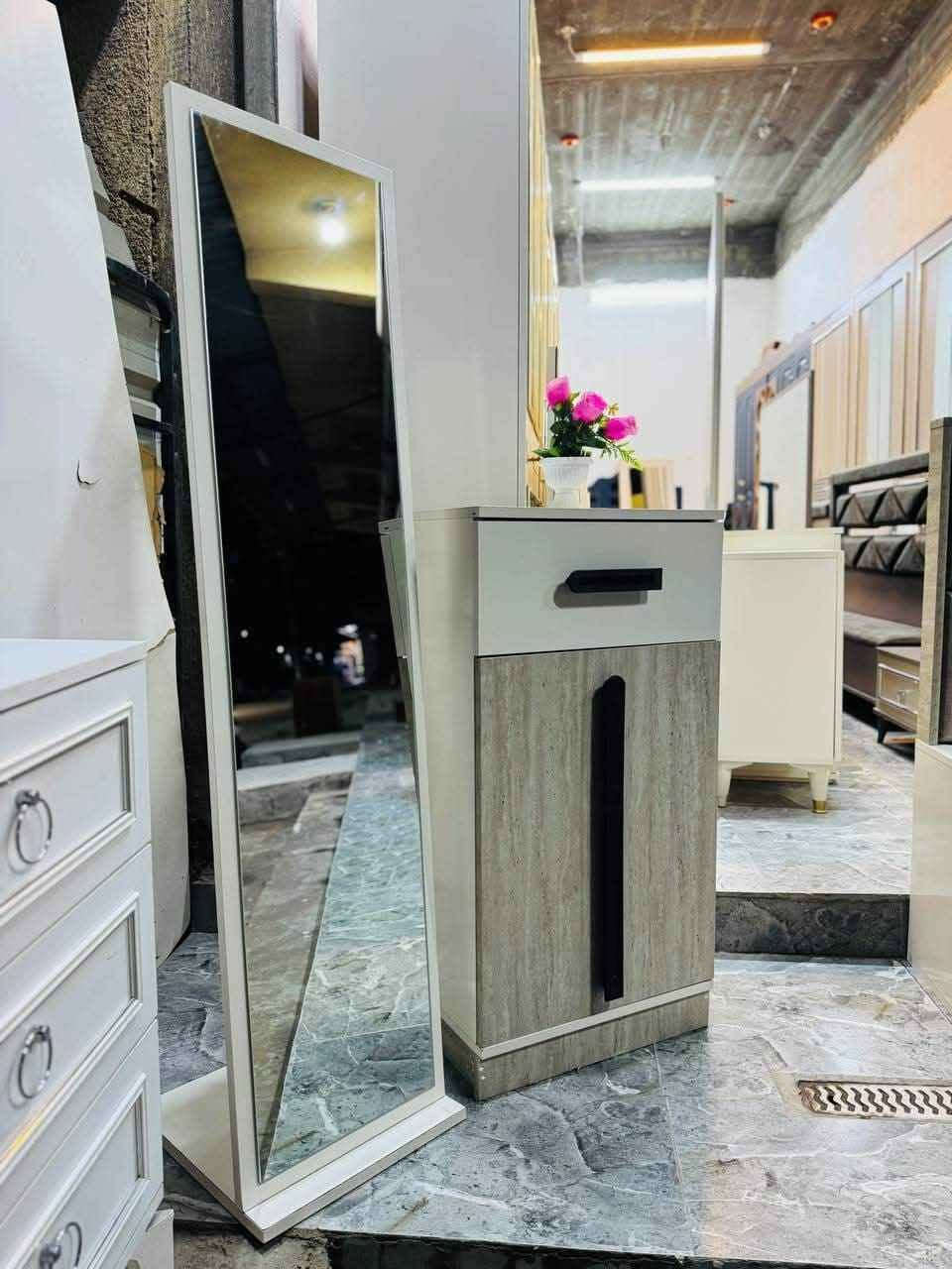 .غرفة تركي مستخدم 10قطع نضافه فول 💯.. 
. سرير مخزن #سعر مليون مع الشد ونقل داخل بغداد.. 
. يوجد انواع الغرف التواصل خاص 💯.. بغداد, العراق
