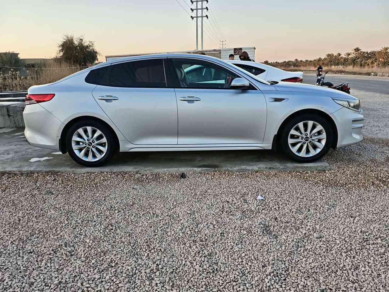 ابتيما خليجي مكينه 2000 رقم بغداد بسمي مكفوله بيه فقط جملغ بارد سعر 145 وبيه مجال قليل رقم صاحب سياره***********
