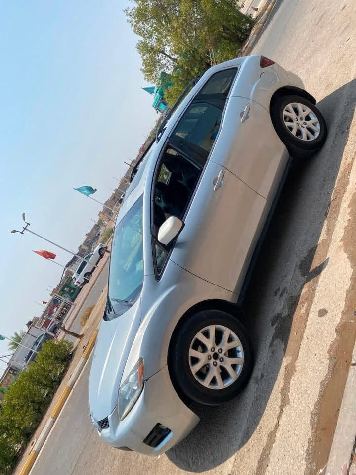 البيع او مراوس حسب إقناعه 
السلام عليكم مازدا cx7مديل 2007مكينه 4سلندر فور ويل 2500مكينه وكير حداديه خير من الله تخم تاير كهربائيات كله شغاله شاشه كأمره خلفيه حساسات كشنات كهربائيه تحكمات فتحه سقف سنتر لوك شغال رقم بغداد تحويل ثاني يوم السعر 65وبيه  مجال اتصل على الرقم مكاني بل كوت ***********

