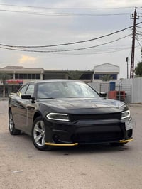 تشارجر SXT • ٢٠١٧ • بدون حادث