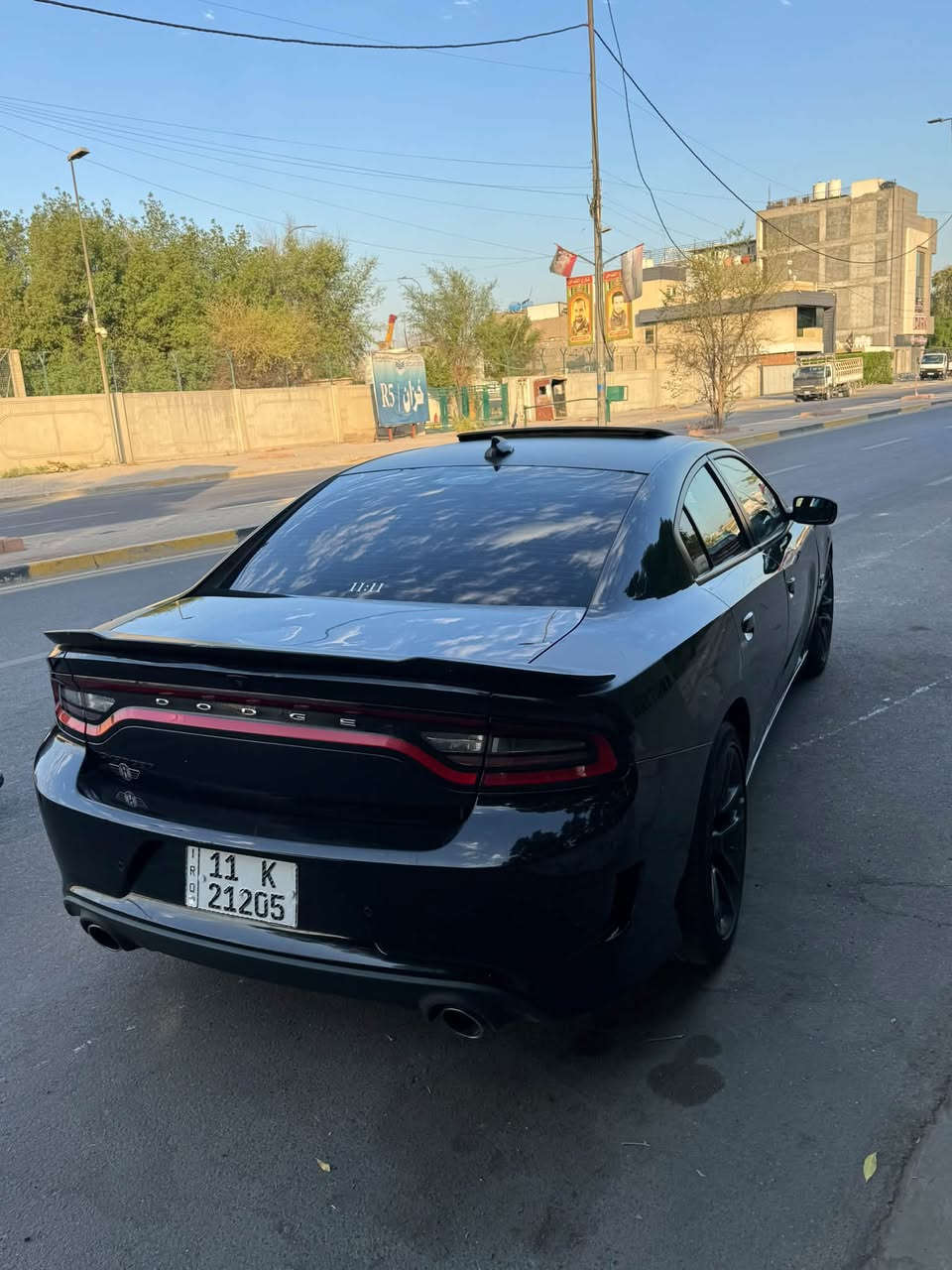 السلام عليكم ارخص دايتونا 2023 بموديلها وبمواصفاتها
سياره فوول1/1 
رادار امامي ووستم صوت هارمن كاردون
وفتحه وكشن خزن وتبريد تدفئه حته الاسترين كهرباء 
دشبل خياط مو العادي وعينه 260 مالتها
ماشيه19 الف فقط رقم بغداد باسمي تحويل ثاني 
سعرها 225 وبيها مجال حادثها كدامكم بنيد مدبل نفس لون جاملغ بارد صبغ وتعمير بل لغد شاصي راديتر بلادي مملعبوب بيهن 
مكاني بغداد شارع فلسطين 
***********
