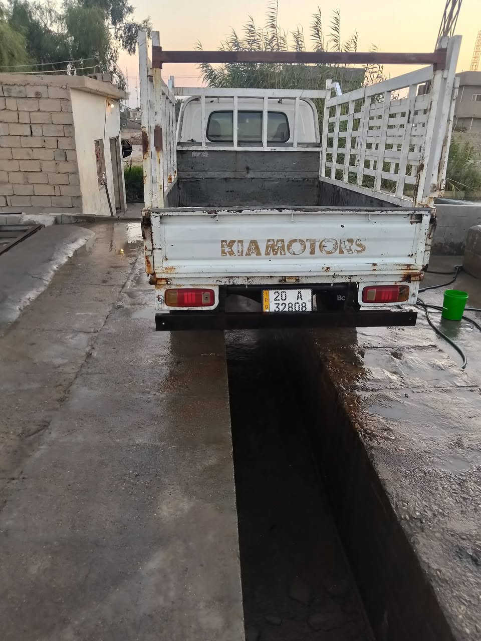 السلام عليكم كيه فنتيره للبيع موديل97رقم ديالى ارقام وسنويه وهزة كله جديد كير محرك اكسل شاصي مكفول السعر 58وبيهة مجال بصيط الشراري يخابر ويدلل ***********
