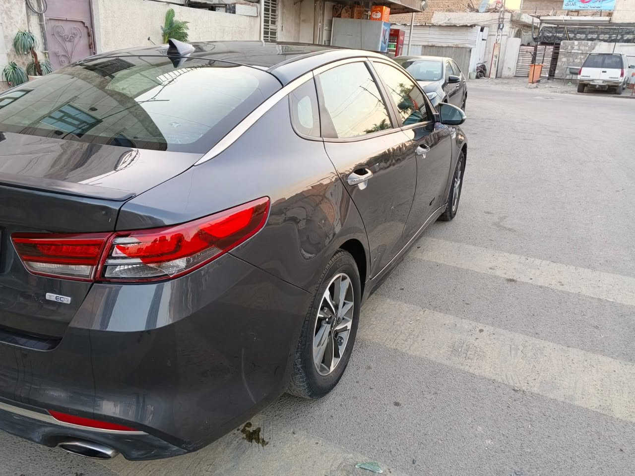 سلام عليكم كيا اوبتما موديل 2017محرك وكير وحداديه وتبريد سيارة جاهزه بيه بس بنيد مبدل رقم ربيل تريد تحويل تريد وكاله السعر المطلوب 95وبيه مجال الشراي بتصل ***********
