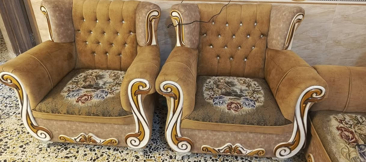 ‏للبيع تخم نظيف جدا
‏مستخدم ٣ اشهر فقط 
‏حطاطه ثقيل جدا 
‏السعر ٥٥٠ بي مجال 
‏للتواصل *********** واتساب 
‏             ‪***********‬ اتصال
