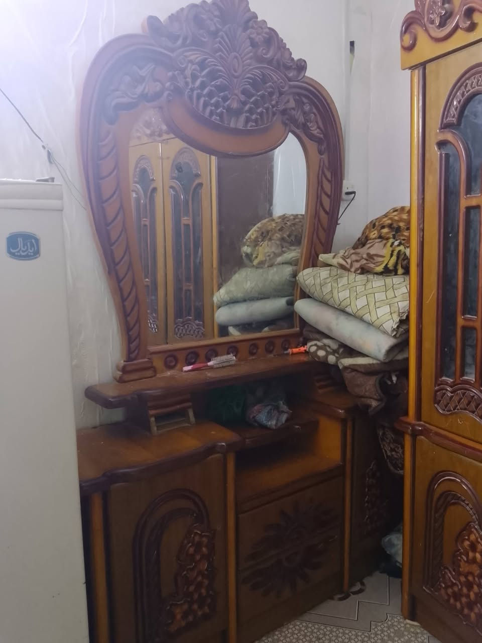 غرفه اخشاب لبيع   ***********
