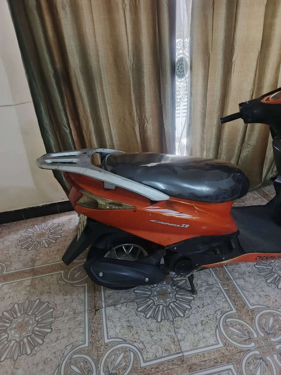 السلام عليكم   

دراجه سكنس لبيع 
تجفيت جديده فقط ولفات 
السعر 250 
مستعجل على بيعتها 
مكاني  سده الهنديه 

***********
