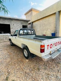 تويوتا بيك • ١٩٨٥ • كفالة عامة