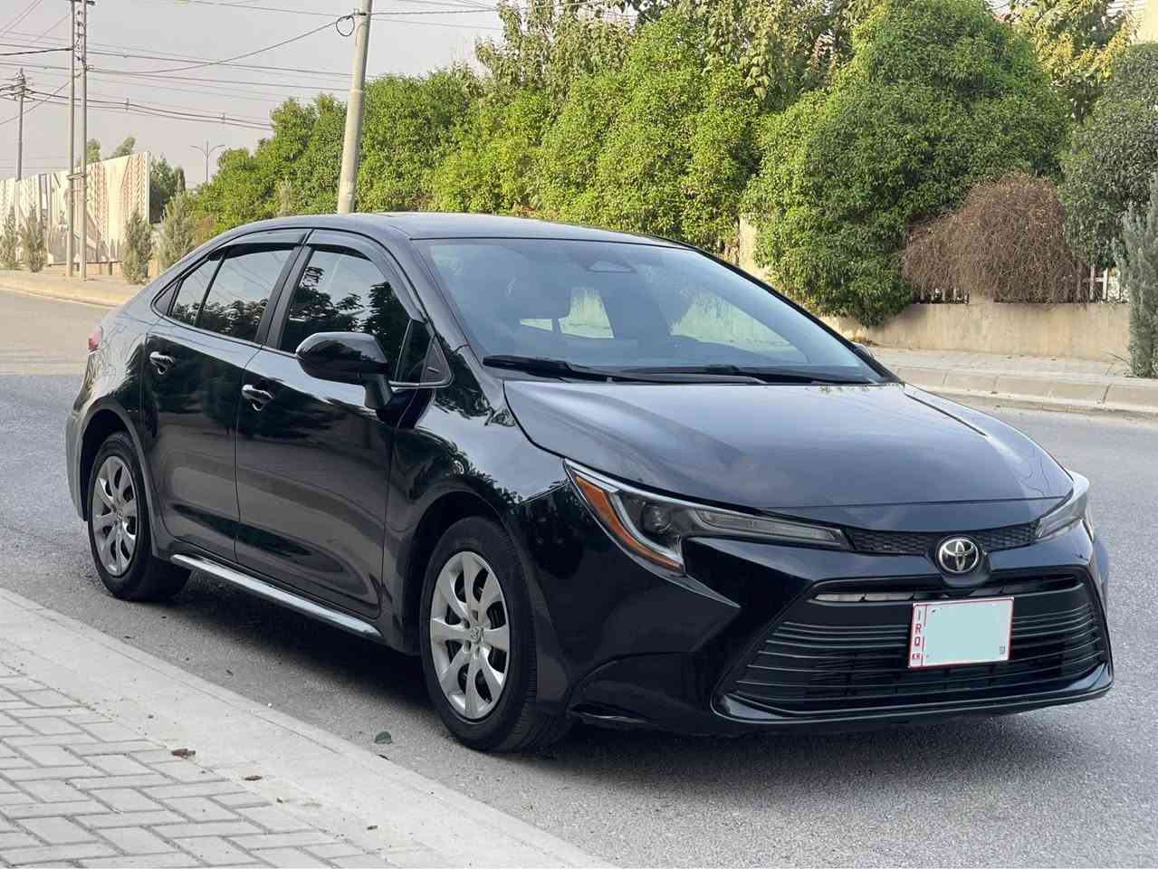 Toyota corolla black top LE
مۆدێل ٢٠٢٤
کۆرۆلا مۆدیل 2024 ئەمریکی
مواسەفات le black top
ڕادار
برێک بەسمە
Auto hold
لایت  لید
یەک پارچەی بۆیاخە بێ ناوگرتن 
بەبێ ئەریباگ تەقین

***********

للبيع تويوتا كورولا  بلاك توب موديل 2024

🔹 الموديل: Toyota Corolla LE

🔹 السنة: 2024
بريك بصمة 
🔹 شاشة + Apple CarPlay وAndroid Auto

🔹 كاميرا خلفية

🔹 إضاءة LED

🔹 مثبت سرعة متكيف

🔹 أنظمة أمان Toyota Safety Sense

📌 الحادث: بونيد صبخ بدون دواخل بدون ايرباك

📌 الموقع: سليماني 

السيارة LE بلاك توب

الشراي يتصل على هذا الرقم : *********** السليمانية, العراق
