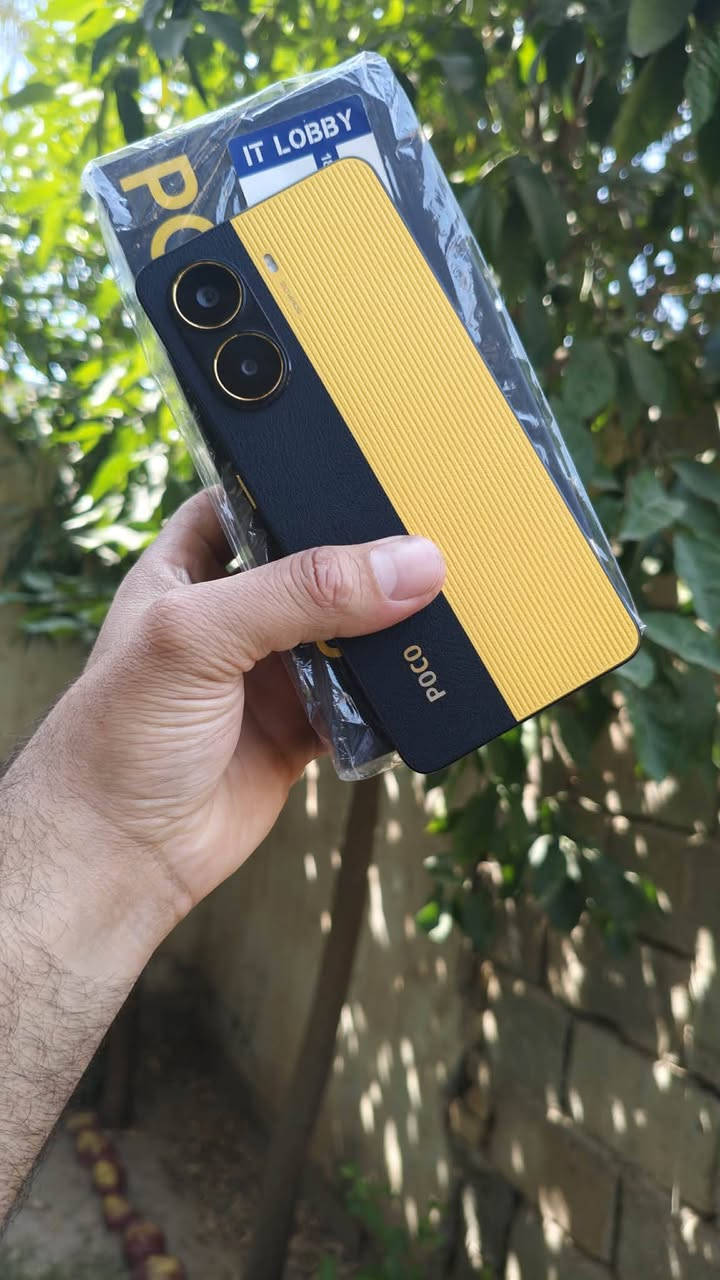 السلام عليكم POCO X7 PRO ذاكرة 256 جهاز بحالة نضافة 100% ملحقاته كامله ويا كارتونه وشاحنه وكفر كل المحلقات بالكامل بطارية 97 للبيع بسعر 375 للأتصال *********** مكاني كربلاء ويوجد توصيل
