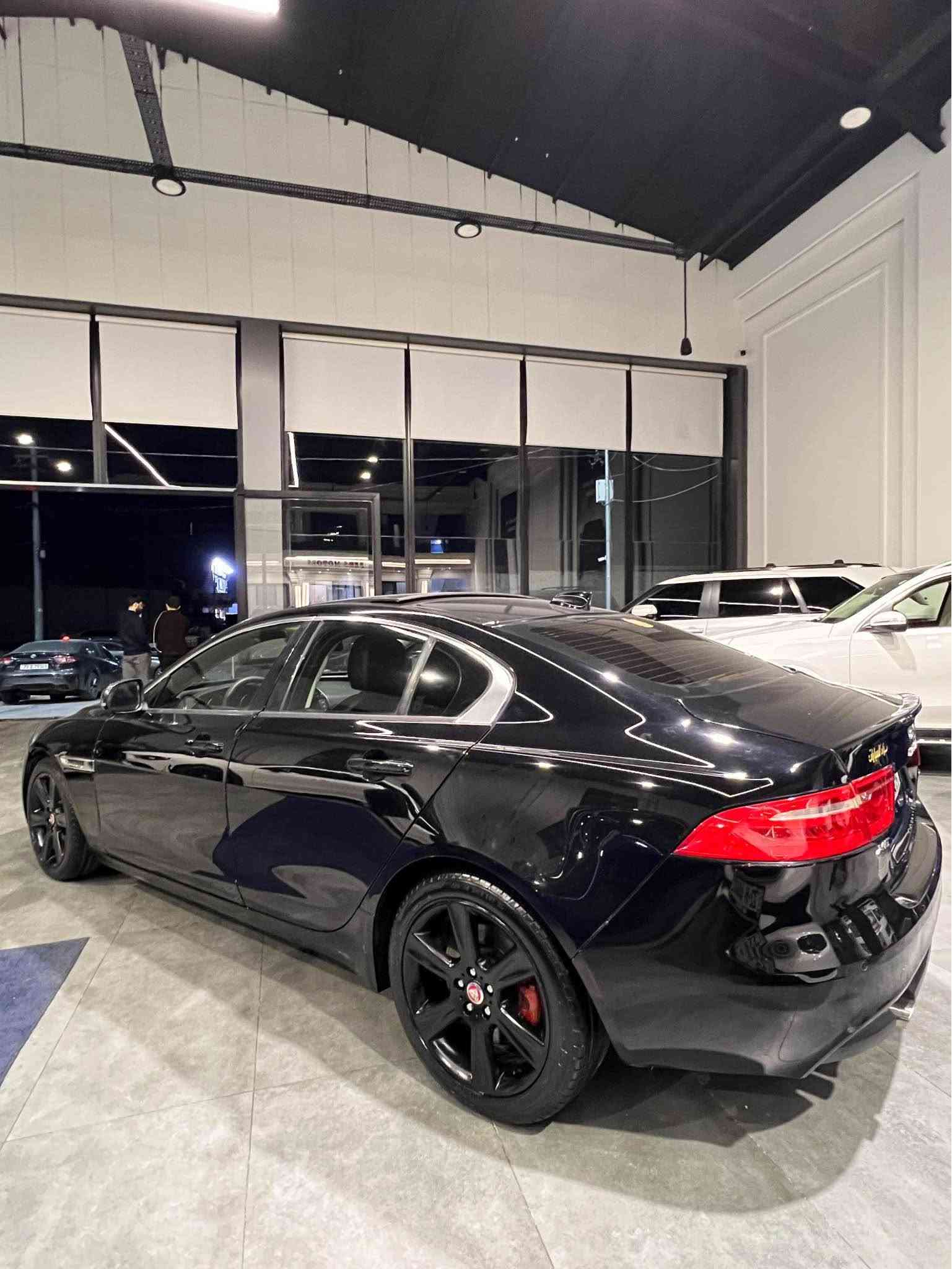جاكوار XE • ٢٠١٧ • ٨٩ الف ميل