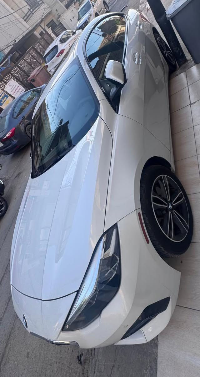 BMW 228i للبيع – موديل 2023

مكينة 2000cc Twin Turbo
ماشية 45 ألف ميل
الحادث: كيس دهن، ضربة دعامية أمامية بسبب حادث دراجة، الدعامية معدلة على البارد، ومصبوغ منها تقريبًا مسافة شبر.
السيارة نظيفة والتفاصيل مذكورة 
مكانها بغداد اليرموك اربع شوارع  ***********
