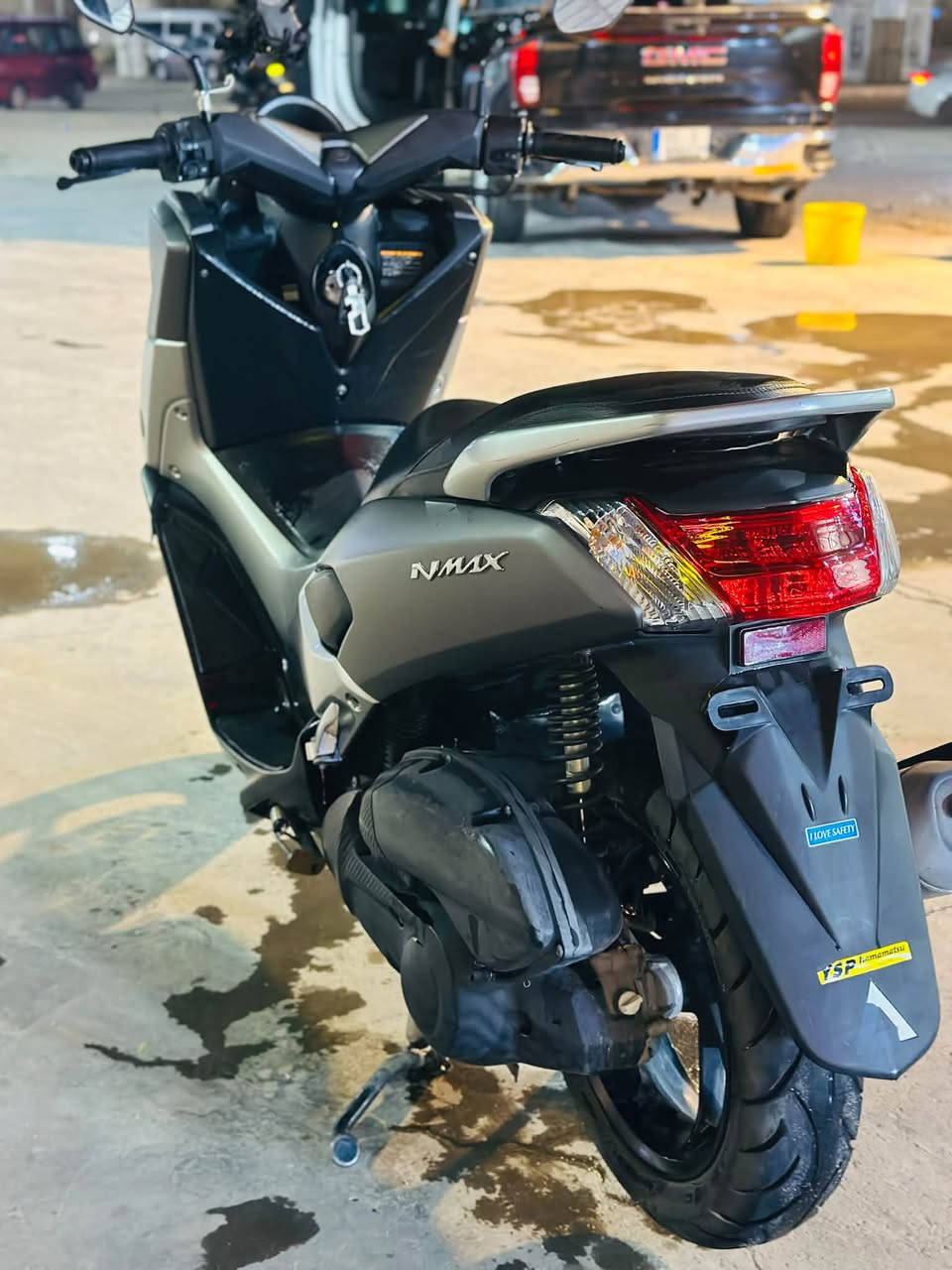سلام عليكم دراجه Nmax موديل2016 ما مفتوح بيها برغي افحص وخذ مكينتها 125cc المكان ناصريه السعر المطلوب بيها ١٤ ورقه وبيها مجال حك الجيه استفسار ***********
