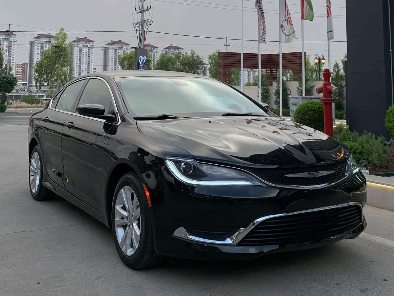 Chrysler c200 2016
دوو بەسمە شەریکە
١٥٠ هەزار کیلۆمەتر ڕۆشتووە
جلد
کوشن هیتەر
شاشە گەورە 
بەسمە
سوکان ڤۆلیۆم
تەحدید سورعە
بەسمە
بێ بۆیاخ
سەیارەیەکی بێ مەسرەفە
هەزەو سەنەوی تا ٢٠٣١ تازەیە
تایە تازە
***********
