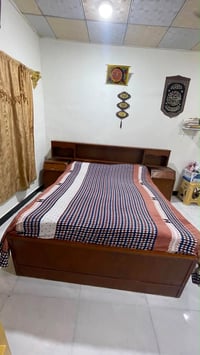 غرفة نوم • نجارة عراقية • القبلة