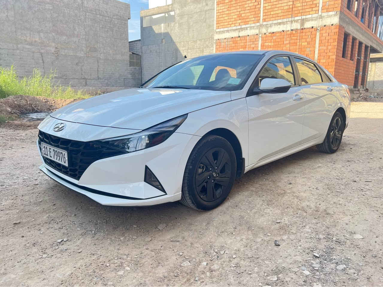 النترا 2021  خليجي كوري وليس صيني محرك 2000 دوش مواصفات اعتيادية قطعتين تبريد وكشنات جلد ماشية 65 Km.   السيارة بدون صبغ بدون تبديل جاهزة للاخير كير مكينة كفالة مكاني بعقوبة
*********** بعقوبة, ديالى
