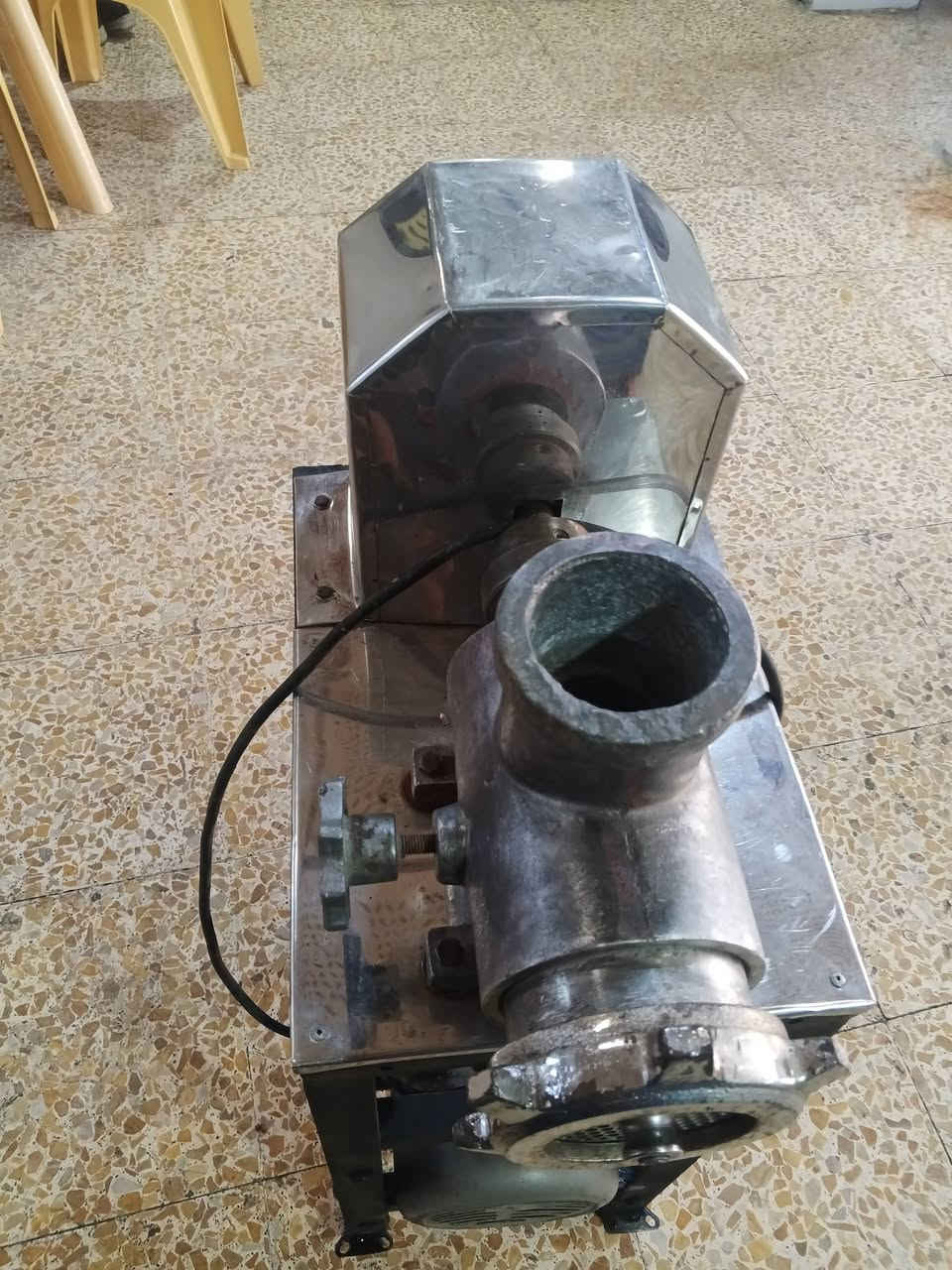 جديدة • على فحص