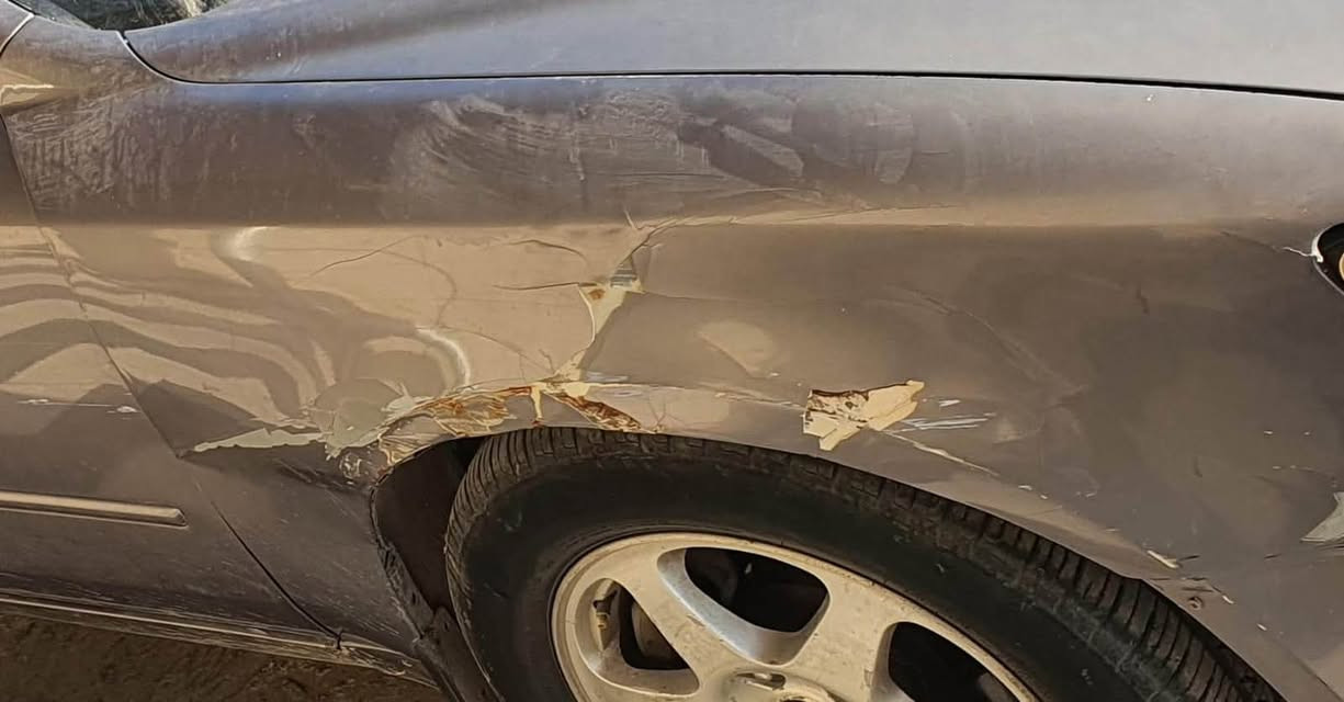 سياره موديل 2007 وارد امريكي مصبوغ عام للجماليه الجاملغ اليمين مو ضربه  دا ابدل التاير وكع الجك وكعت ع التاير  المحرك 6 سلندر 3300 المحرك والكير والحداديه والتبريد خير من الله   المكان بغداد  
السعر 75$  اخوان متواجد فقط ع هذا الرقم 
رقم+***********
