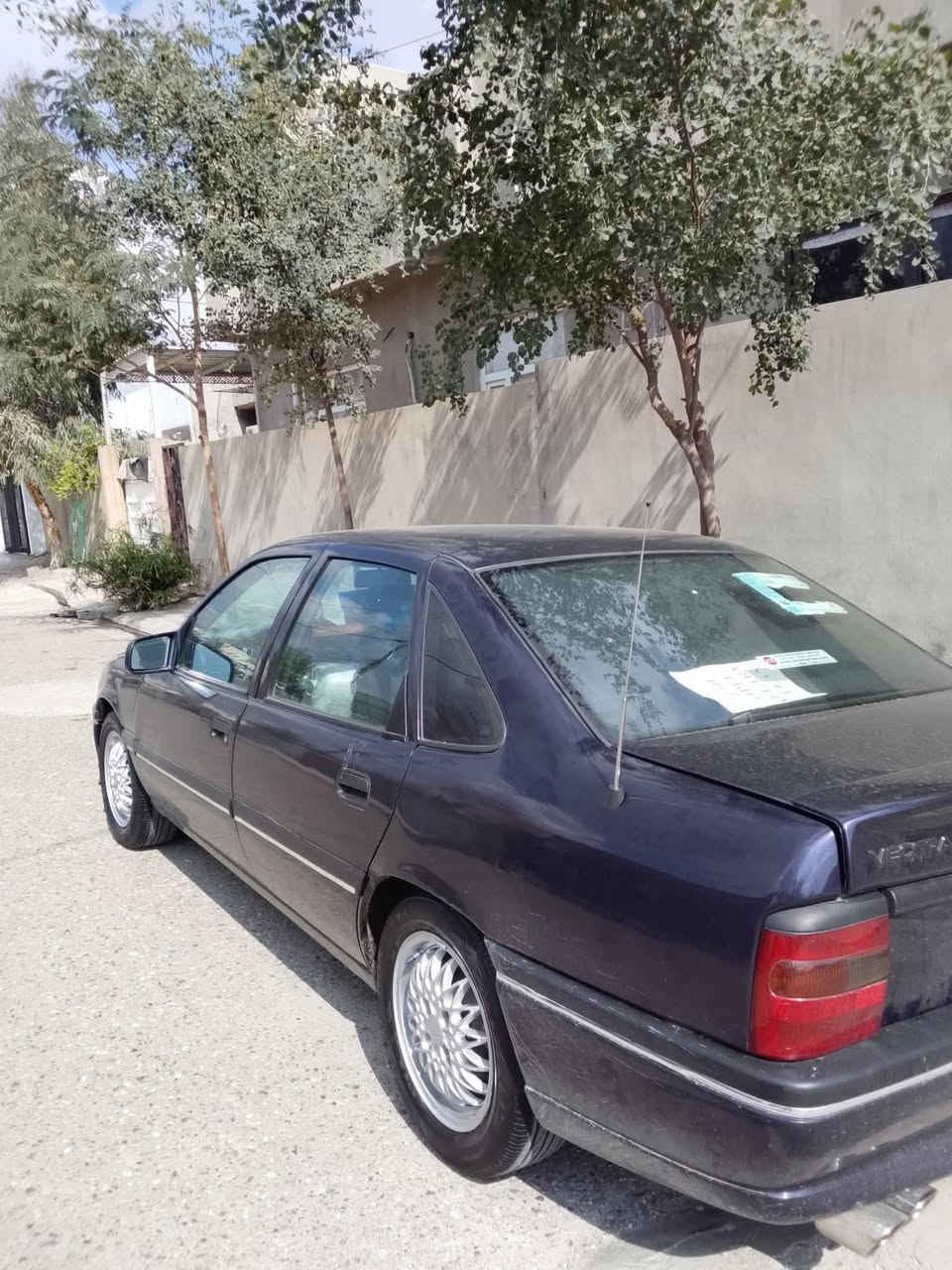 سلام عليكم اوبل فكترا مكينة 20عادي موديل 94ايرباك سنوي خلصان مدتها سنتين و دفتر بنزين وياها ما بي اي عيب مابي خياس و صبغ عام.  رقم تليفون ***********

ئؤپل فكترا مه كين 20عادى 
مؤديل 94 سبوخ عام بؤجوانى ليداروى نييه هيلالى جاكه نكراو خياسى نييه سه نه وى 2سال به سه ر جوو دفتر بنزينى هه يه . ***********
