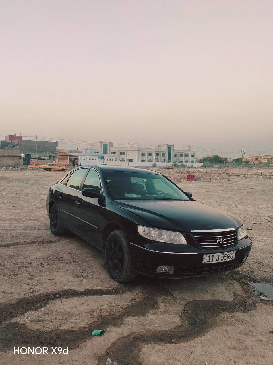 السلام عليكم سياره ازيرا للبيع كير ومحرك وتخم تاير جدد ـ حداديه جديده موديل السياره 2007 سعرها 62 وبيها مجال مكان حله شارع 80 الرقم والاستفسار***********
