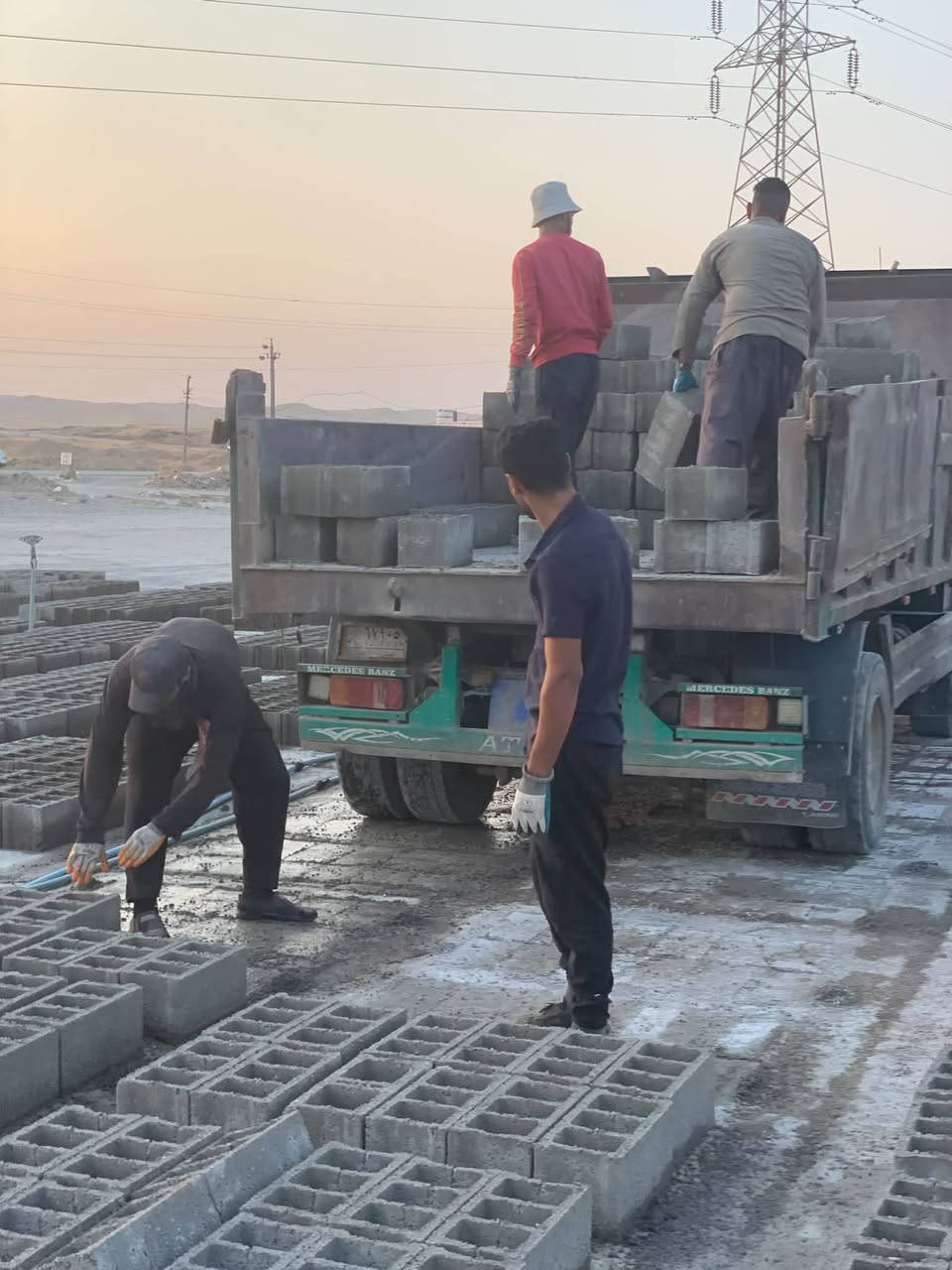 (بسم  الله الرحمن الرحيم)
� متوفر اتيكو للعمل
🔸 جاهزين لنقل جميع أنواع مواد البناء
🔸 تحميل ونقل ورفع بكل الأماكن
🔸 شغل مرتب والتزام بالمواعيد
🔸 أسعار مناسبة واتفاق حسب العمل

📞 للحجز والاستفسار:
***********
