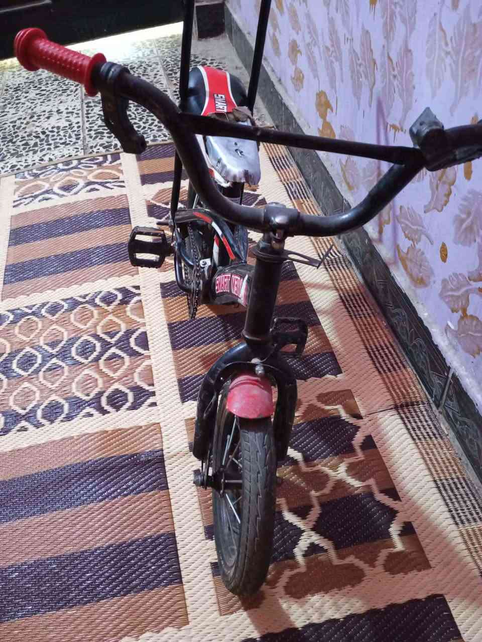 بايسكل للبيع نضيف بكاني جسر ديالى الزعفرانيه هذا رقمي*********** بغداد, العراق
