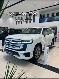 VX Limted s TSS 2025 ساس تيوتا العراق سيارة في حالة الوكالة مكفولة كفا...
