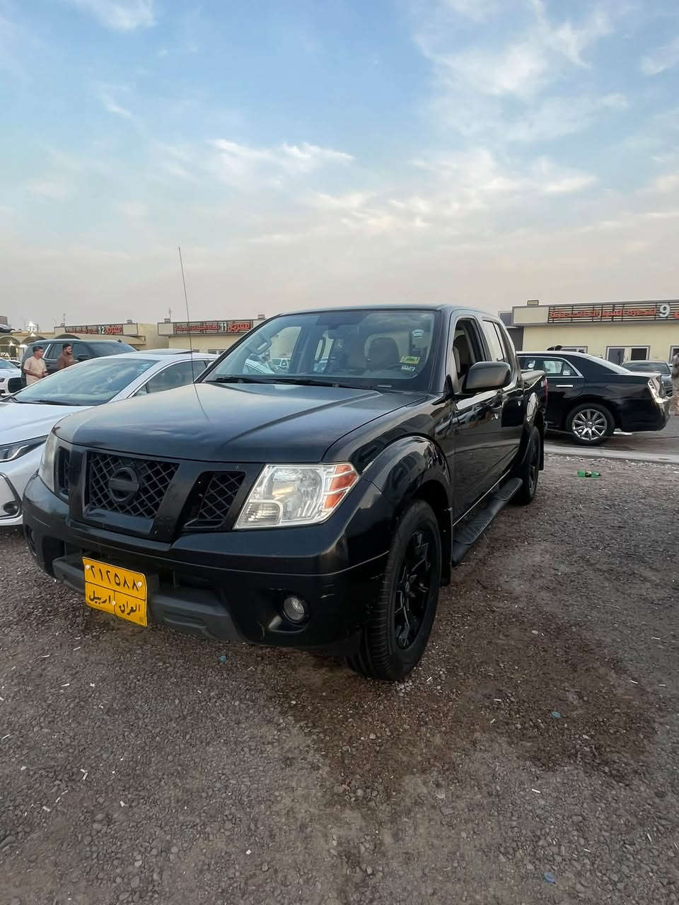 سلام عليكم للبيع فنتيره موديل 2019رقم اربيل مكينه ٦بيها بارد وطخات مابيها نقص مكان بصره رقم ***********
