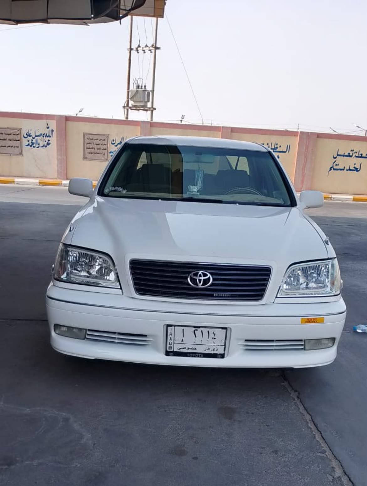 جنون موديل 2000 
رقم ذي قار بأسمي 
سياره مكفوله من الضربة والكص ونقل والاصوليات تحويل 
مكينه كير مكفولات 
حداديه امامي خلفي 
السياره دكمتين 
شاصي 75
للستفسار اكثر تواصل خاص او الاتصال 
***********
