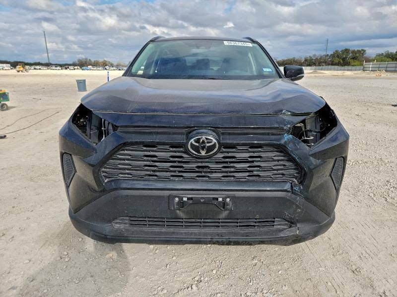 وصول حديث..سيارة   Rav4. XLE Hybrid موديل 2025, السيارة مكفولة من الشواصي والدواخل وألأيرباكات،  ماشية 26 الف ميل، كير & محرك جديد، السيارة AWD, سلايد ورادارات،صندوق شفت والكثير من المواصفات الاخرى..
صبغ فقط باب خلف النفر مع جملوغ خلفي جهة السايق، رقم الشاصي وصور الحادث ضمن المنشور ، السيارة جاهزة وما بيها أي مصرف، السيارة في دهوك وتترقم شمالي مع مجال 90 يوم للترقيم، السعر 250$ مع مجال ..

***********
وصول حديث..سيارة   Rav4. XLE Hybrid موديل 2025, السيارة مكفولة من الشواصي والدواخل وألأيرباكات،  ماشية 26 الف ميل، كير & محرك جديد، السيارة AWD, سلايد ورادارات،صندوق شفت والكثير من المواصفات الاخرى..
