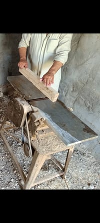 للبيع ادوات معمل نجارة نظيفات جدآ..للمعلومات الاتصال على الرقم 0780662...