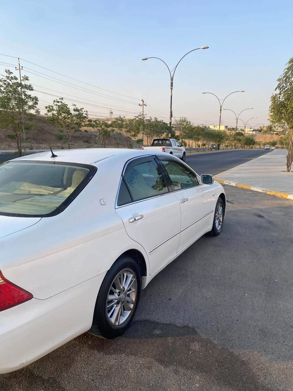 بەناوی خوای گەورە و میهرەبان
شاهینە ٢٠٠٧
مووس
 ڕۆیاڵ
مەکینە گەورەی
 گێر گەورە
 ١٨٢
ساج مەلەکی 
ناو زەرد 
ویلی نەوتی
٣ دوگمە
پەردە 
ئاوینە کارەبای 
کوشن کارەبای
سوکان کارەبایی
لایت ناوچە کویر
گێر و مەکینە بەشەرت
بۆیاخ بەشەرت 
بەس شوین موسەکانی بۆیاخە
***********
