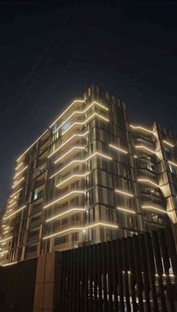 🏡 شقة للبيع – مجمع العبسلي  📐 المساحة: 213 م² 🏢 الطابق: 3 ✅ مستلمة وغي...
