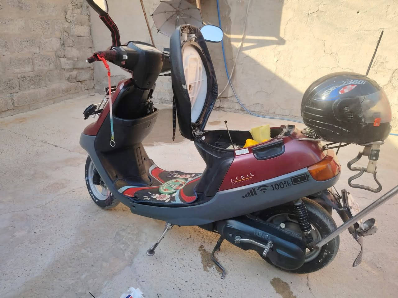 السلام عليكم ماطور بوتين للبيع محرك شرط بس قبق هندر مفتوح تحريكه ومعدل فول كياجات شغاله السلف يعوزه بس باتري مكاني موصل جانب الايمن الهارمات الاتصال *********** السعر 350وبي مجال  على الرقم اني مكلف بل نشر
