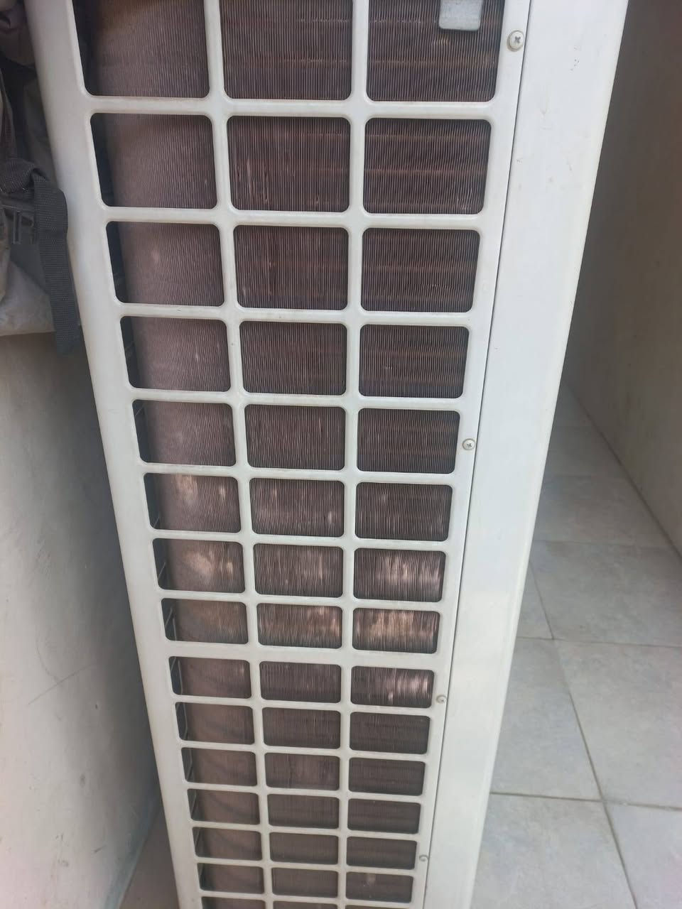 سبلت • ٤ طن • ثري فيز