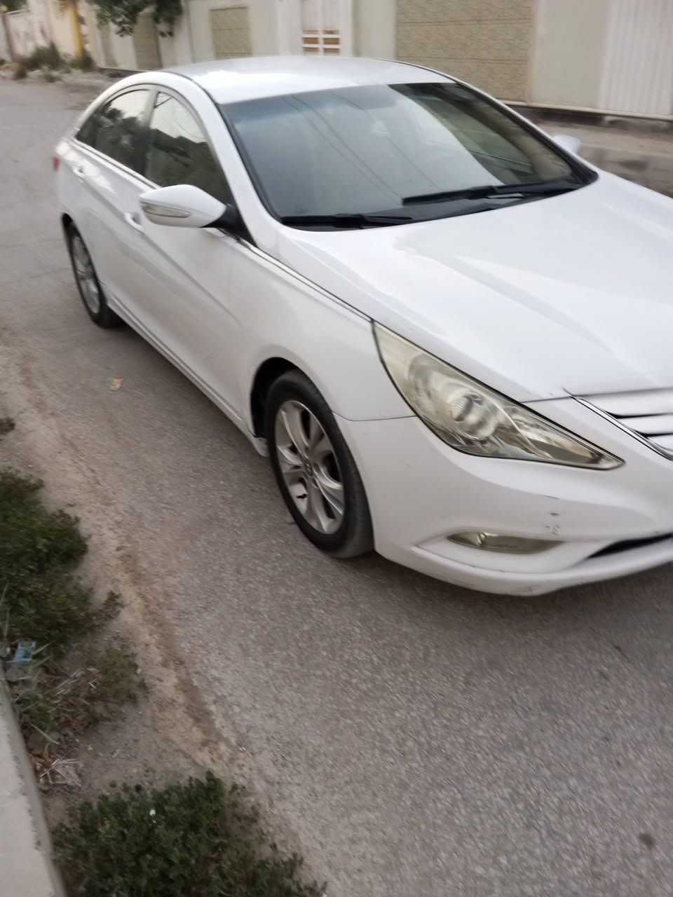 سلام عليكم سوناتا موديل 2012 خليجي مكينه 2400 دوش جاهزه سياره كير مكينه حداديه تبريد تخم تاير رقم أربيل دولي سنويه لي 2027 تريد تحويل تريد وكاله سونار مرفق بل منشور السعر 108 وبيها مجال مكان سياره بابل واي استفسار اتصل على الرقم ***********

نص مكتوب في الصور:
- بارد تبديل خدوش صبغ ملاحظة : نخلي مسؤوليتنا بعد الفحص وتسليم التقرير الى الزبون الاسم كريم الحسناوي نوع السيارة سوناتا رقم السيارة 24221 اربيل الموديل 2012 تاريخ الفحص 2025-4-14 وقت الفحص 1:30 م الجانب الخلفي - سليم الجانب الامامي - بارد موضح الجانب الايسر - بارد موضح الجانب الايمن - صبغ+بارد ملاحظات : الفحص لايشمل الكص والاعطال الميكانيكيه الجانب العلوي - سليم كربلاء / شارع الحولي الجديد قرب محطة الغاز مجاور مجمع دار السلام سونار العميد كرار الياسري *********** / زيد السعدي *********** / عدنان السلام ***********