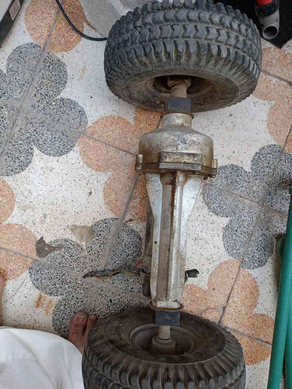 ماطور عربانه كهربائيه • تايرات