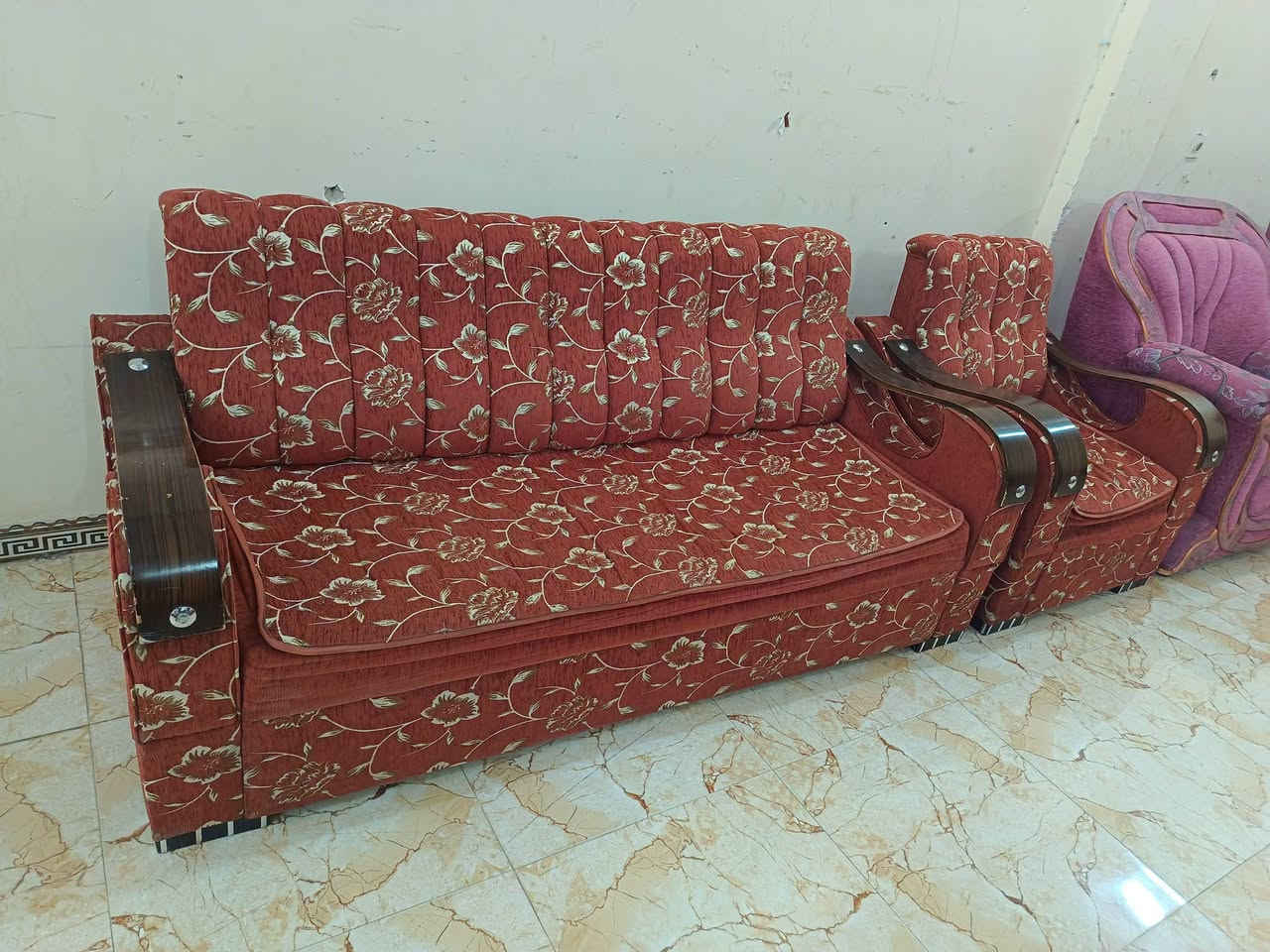 كنبة • لا تفاصيل