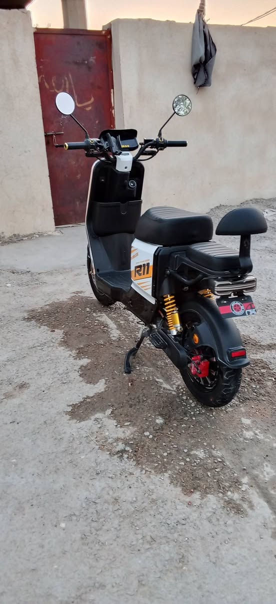 السلام عليكم درجة شحن للبيع R11مديل 2026مستعمله اقل الشهر المكان بصره زبير الشعيبه ال سعر 700وبيه مجال للستفسار‏.               ‪***********‬‏
