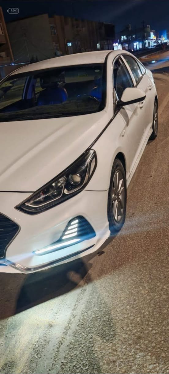 سلام عليكم سوناتا ٢٠٢٠ بانزين رقم بغداد متومه  طبق الأصل حاسبه اي نقص مابيها السياره احلى من الصوره السعر ٦٥ وبيها مجال ***********

نص مكتوب في الصور:
- NEW
- ٤٣