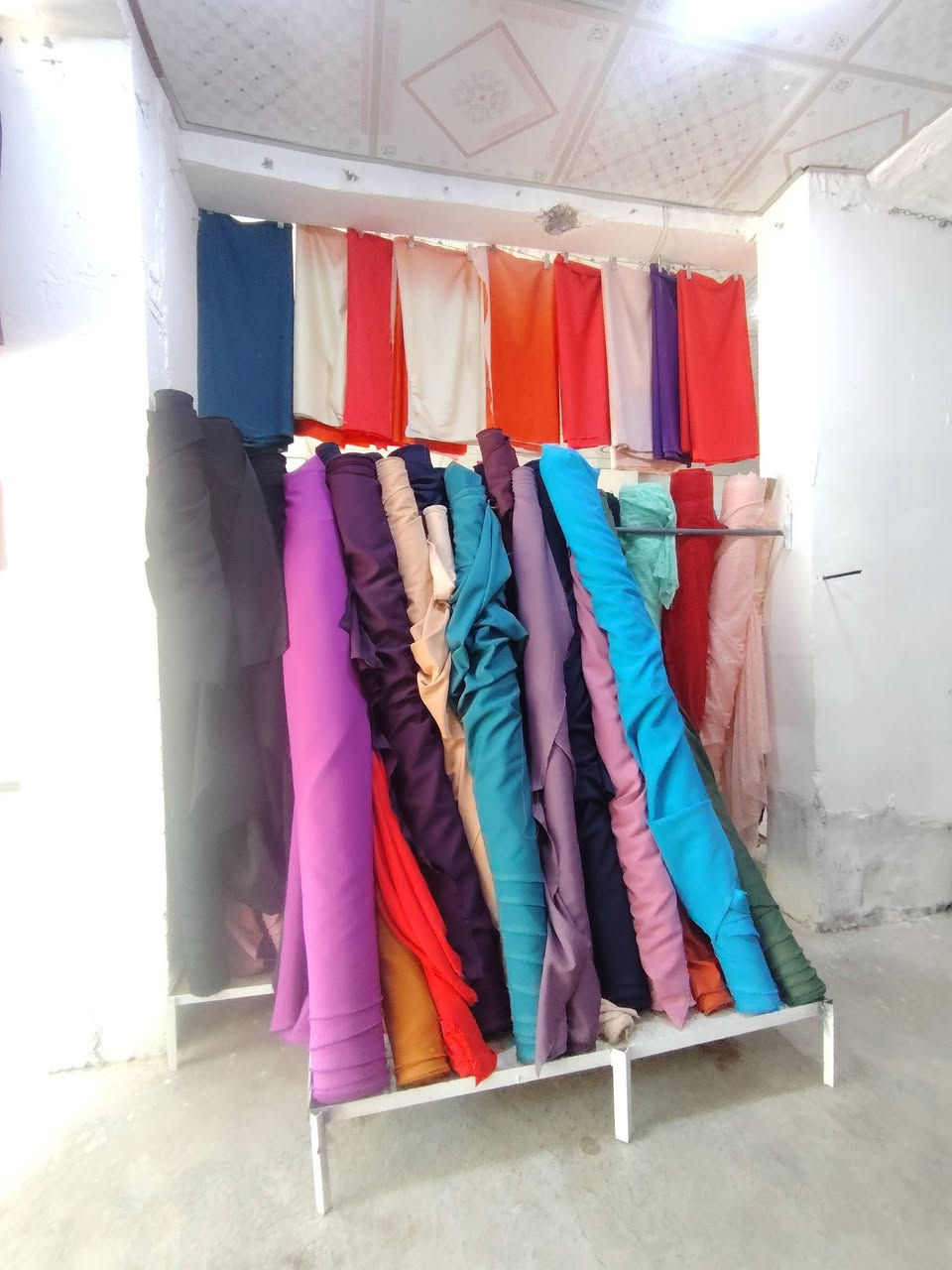 🌷 بسم الله الرحمن الرحيم🌷
اليوم السبت بتاريخ ٢٠٢٦/٨/٨
تم وصول قماش اليوزر سيف
بكميات كثيرة
تم وصول كدري جميع الألوان
وصلنا خاوليات ومناشف نوعية جيدة بأسعار مناسبة
 الخاولي ٢٠٠٠ دينار والمناشف ٤٠٠٠ دينار وجواريب الجوز ٥٠٠ دينار والكلنس سعر الباكيت ٥٠٠ دينار
مع وجود جميع انواع الأقمشة النسائيه الصيفيه  والشتائية وبانسب الأسعار واحسن الخامات

وفازت نسمات الربيع وأوراق الخريف وتم تسليم الهدايا

سؤال/ كم نوع قماش في المحل اقمشه عبدالهادي

والفائز يحصل على قطعة كشمير مشجر من محل الأقمشة

العنوان/ ناحية الزاب فرع طرشي أبو مروة مجاور ثانوية الزاب

الرقم/ *********** 

القرعه تجرى خلال يومين فقط

شكرا لمن يشارك المنشور
