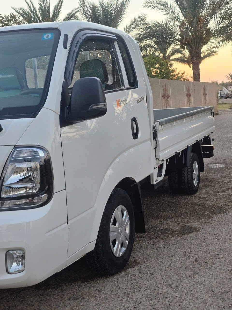 سياره كيا موديل 25 رقم انكليزي مكفوله ماشيه 65 السياره باسمي تحويل هاذه السعر 155 وبيها مجال  الرقم *********** واتساب بي
