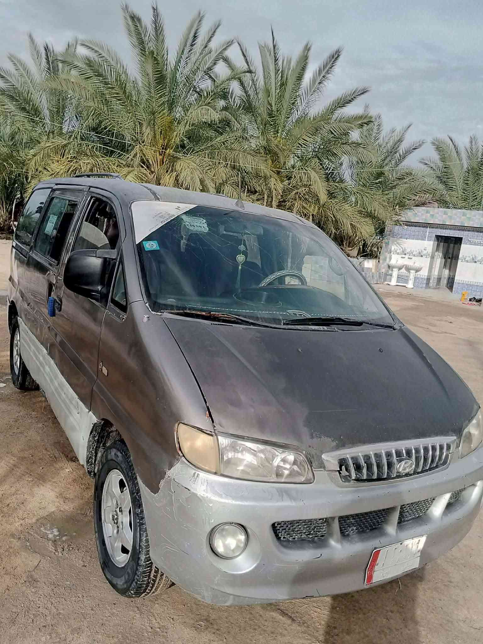 استاركس موديل 2000 جاهزة من كلشي سنوية ساقطة ب2024 وضايعة وبيها اخبار السيارة صاعدة هزه راعيها موجود بالناصرية 

مكانها ذي قار سوق الشيوخ 

السعر 24 وبيها مجال بسيط 

***********
