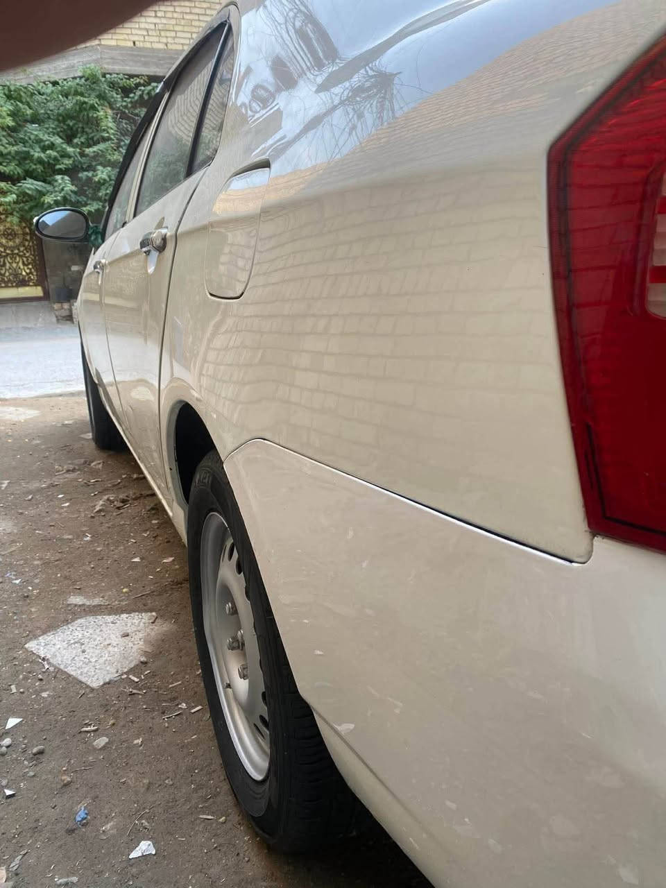 🚗 إعلان بيع سيارة جيلي CK
✨ المواصفات:

• محرك بحالة ممتازة وأداء ميكانيكي جيد جداً
• نظام تبريد قوي وفعّال ويعمل بكفاءة عالية

🧼 الحالة العامة:

• السيارة نظيفة ومعتنى بها بشكل جيد
• بحالة ممتازة بشكل عام مع وجود خدش خفيف وبسيط لا يؤثر على الاستخدام

💰 السعر:

• السعر المطلوب: 33 
• قابل للتفاوض بشكل بسيط

🔁 ملاحظات إضافية:

• إمكانية الاستبدال (مرواس) متاحة

📞 للتواصل والاستفسار:
***********
