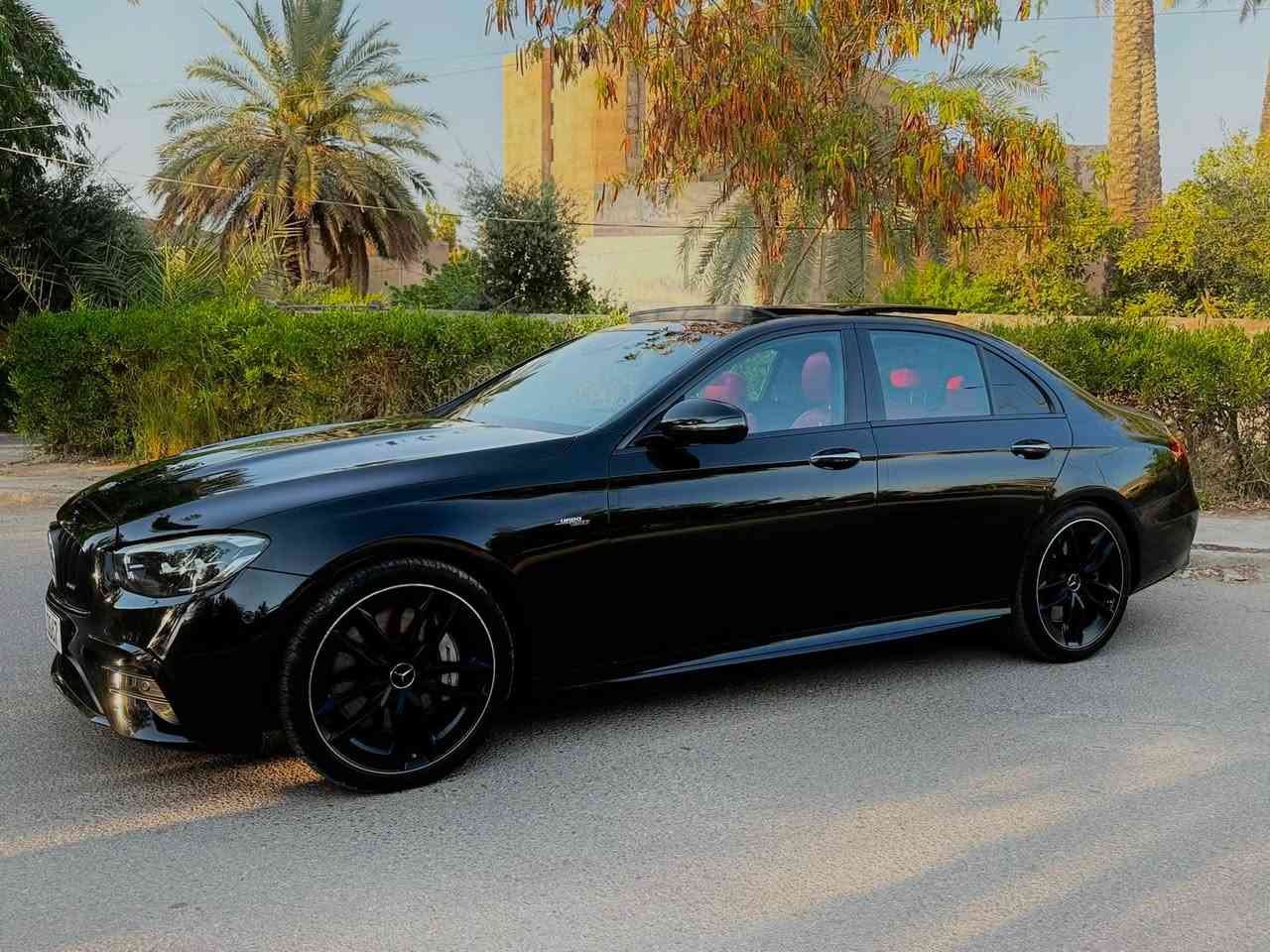 � للبيع أو المراوس حسب القناعة 🔥
🇩🇪 Mercedes-Benz E53 AMG 4MATIC 2021
وارد ألماني (استيراد خاص) – بدون حادث – فول مواصفات 1/1

✨ إذا تبحث عن E53 نظيفة وحقيقية، فهاي من أفضل النسخ الموجودة بالسوق العراقي.

🚘 نعمان أوتو | Numan Auto
ثقة التعامل • جودة السيارات

━━━━━━━━━━━━━━━

📊 الموديل: 2021
🇩🇪 الوارد: ألماني (استيراد خاص)
📈 الممشى: 87 ألف كم حقيقي
📍 الموقع: بغداد – زيونة 714 / الأعظمية (رأس الحواش)

━━━━━━━━━━━━━━━

💎 أبرز المواصفات:

✅ AMG Package الأصلي (بلاد)
✅ محرك 6 سلندر تيربو مع نظام EQ Boost
✅ دفع رباعي 4MATIC
✅ فتحة سقف بانوراما
✅ بصمة تشغيل + بصمة أبواب (Keyless-Go)
✅ شاشات MBUX المتصلة
✅ نظام صوت Burmester الأصلي
✅ إضاءة داخلية 64 لون
✅ كاميرات 360°
✅ رادار أمامي (Distronic)
✅ نظام النقطة العمياء (Blind Spot)
✅ تحذير من التصادم
✅ شاحن لاسلكي
✅ تدفئة للمقاعد الأمامية 🔥
✅ جنطة كهربائية
✅ أنظمة قيادة متعددة (Comfort / Sport / Sport+ / Individual)

━━━━━━━━━━━━━━━

🛠 الحالة بكل شفافية:

✔️ بدون أي حادث أو ضربة.
✔️ فقط كلير خفيف في الجامرلوغ الأمامي الأيمن بدون معجون، مجرد رش تجميلي.
✔️ محرك + كير + كهربائيات مكفولة شرط الفحص.
✔️ إدامة كاملة وجاهزة للاستخدام مباشرة.

━━━━━━━━━━━━━━━

📍 العنوان: بغداد – زيونة 714 / الأعظمية (رأس الحواش)

📞 للتواصل والواتساب:
***********

🚘 نعمان أوتو | Numan Auto
ثقة التعامل • جودة السيارات

#مرسيدس #مرسيدس_بنز #MercedesBenz #Mercedes #E53 E53AMG MercedesAMG AMG 4MATIC سيارات_العراق سيارات_بغداد بغداد العراق سيارات_للبيع نعمان_اوتو NumanAuto
