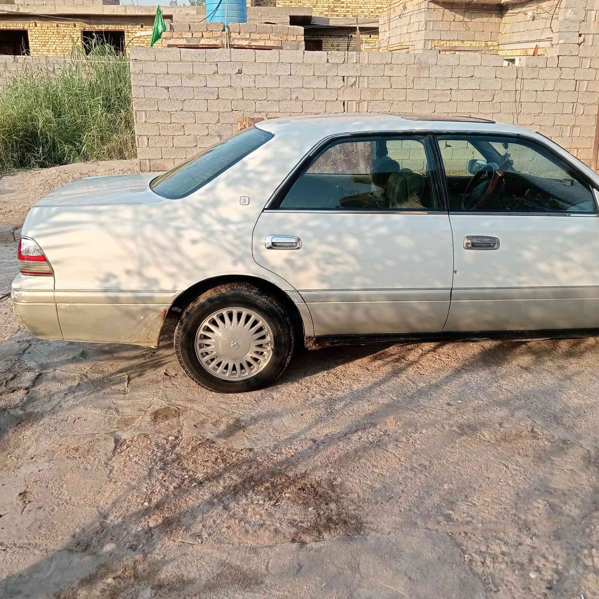 راس لثور مكفوله من لعيب لشرعي ضرباته موجوده بل كتاب مكينه 3000 جديده وكير جديد حداديه بيه تلكيط بصيط تبريد خير من الله سياره جاهزه لمكان ذيقار لشطره ***********
