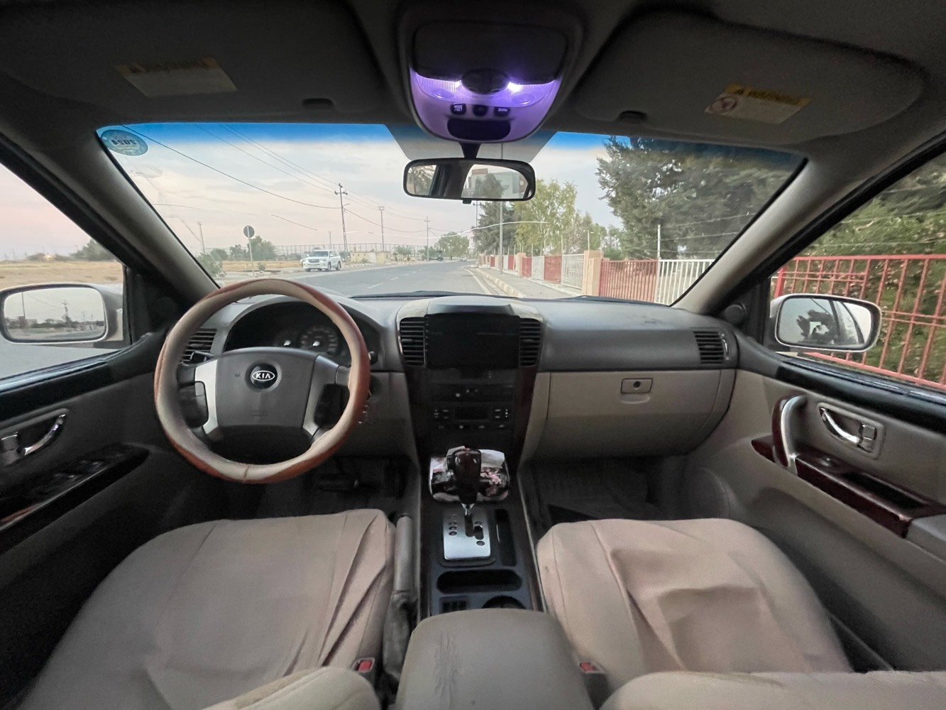 � بۆ فرۆشتن – KIA SORENTO 2006

🔹 مۆدێل: 2006
🔹 مەکینە: 3.5 V6 – 6 سلندر
🔹 گیربۆکس: ئۆتۆماتیک
🔹 سیستەمی جوڵان: 4×4
🔹 ڕەنگ: /خۆڵەمێشی
🔹 نەقسی نییە
🔹 سەیارەکە پاک و جوان و ڕێکە
🔹 ناوەوە پاک و پارێزراوە
🔹 هەمو گیانی بەشەرت دەفتەر بەنزینی هەیە   👌🔥 🔹سەیارەکە کلینە تەنها یەک بست ساردی هەیە فقط
💰 نرخی: [83 مجال]
📍 شوێن: کەرکووک
📞 ژمارەی پەیوەندی: [***********]