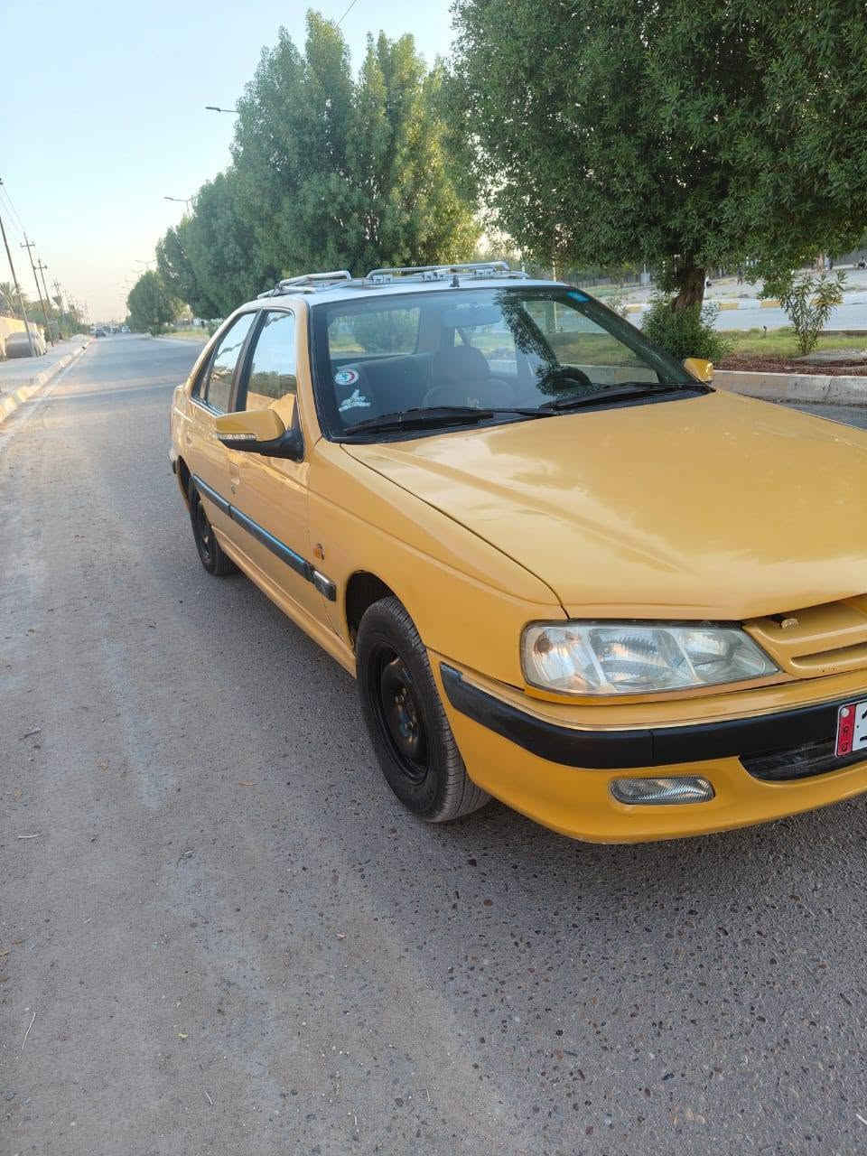 السلام عليكم اخوان سياره بيجو باص موديل 2015 سياره خير من الله من كير ومكينه وحداديه رقم بغداد انكليزي سنويه مجدده لغايه 2028  مصفر هئيه وغرامات السعر 32 بيه مجال المكان رقم الهاتف***********
