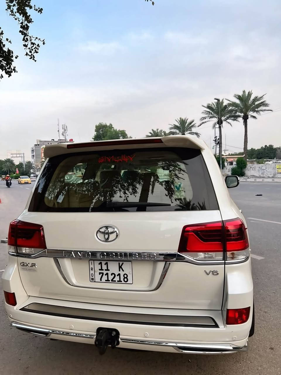 سلام عليكم لاند كروز لبيع مديل 18حجم محرك 6 ‭***********‬
