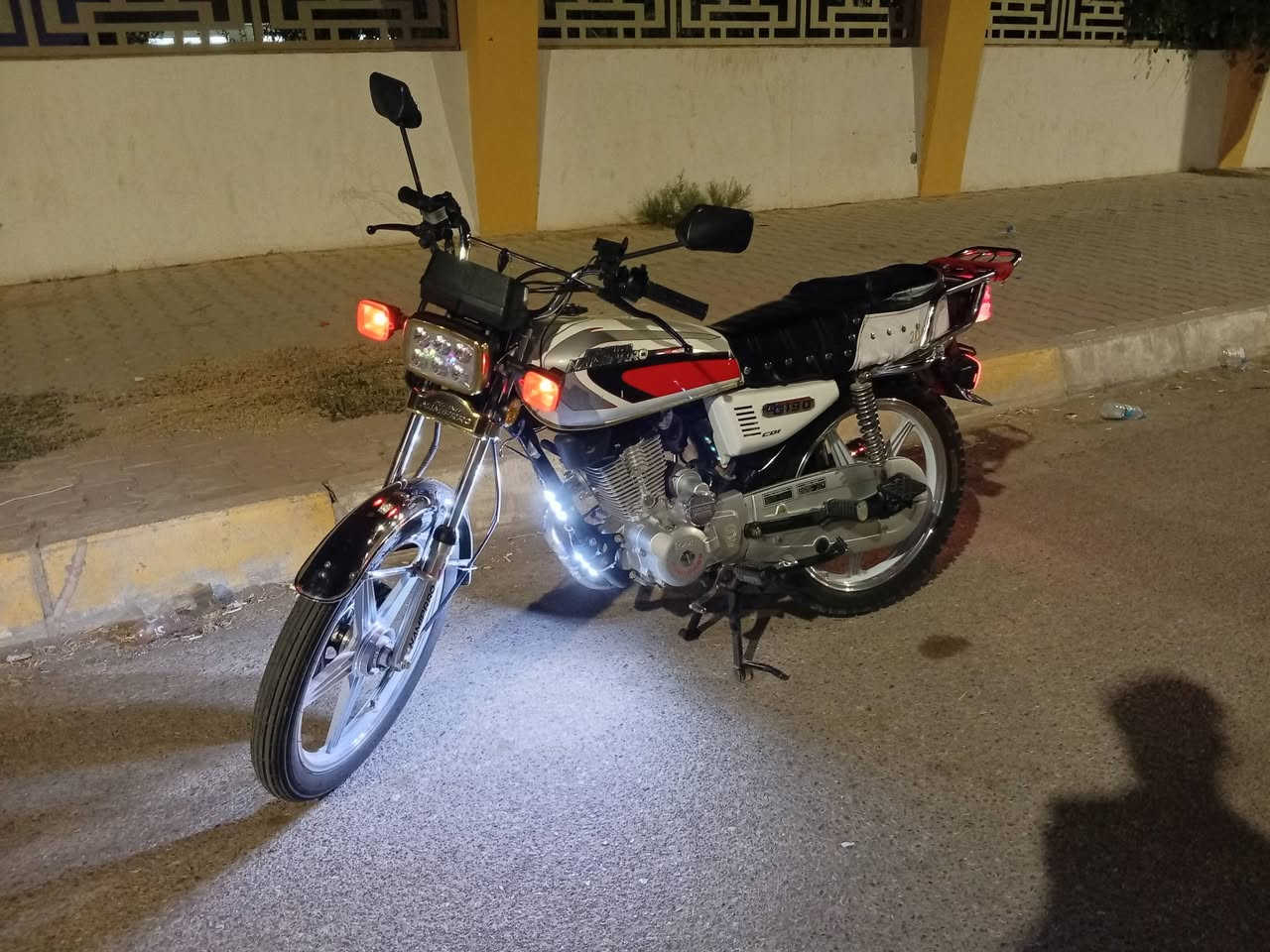 نامي برو 5 كير نضيفه 
2021 كهربائيات كلها شغاله ومابيهانقص برغي 
سعر 525 وبيهامجال قليل 
***********
