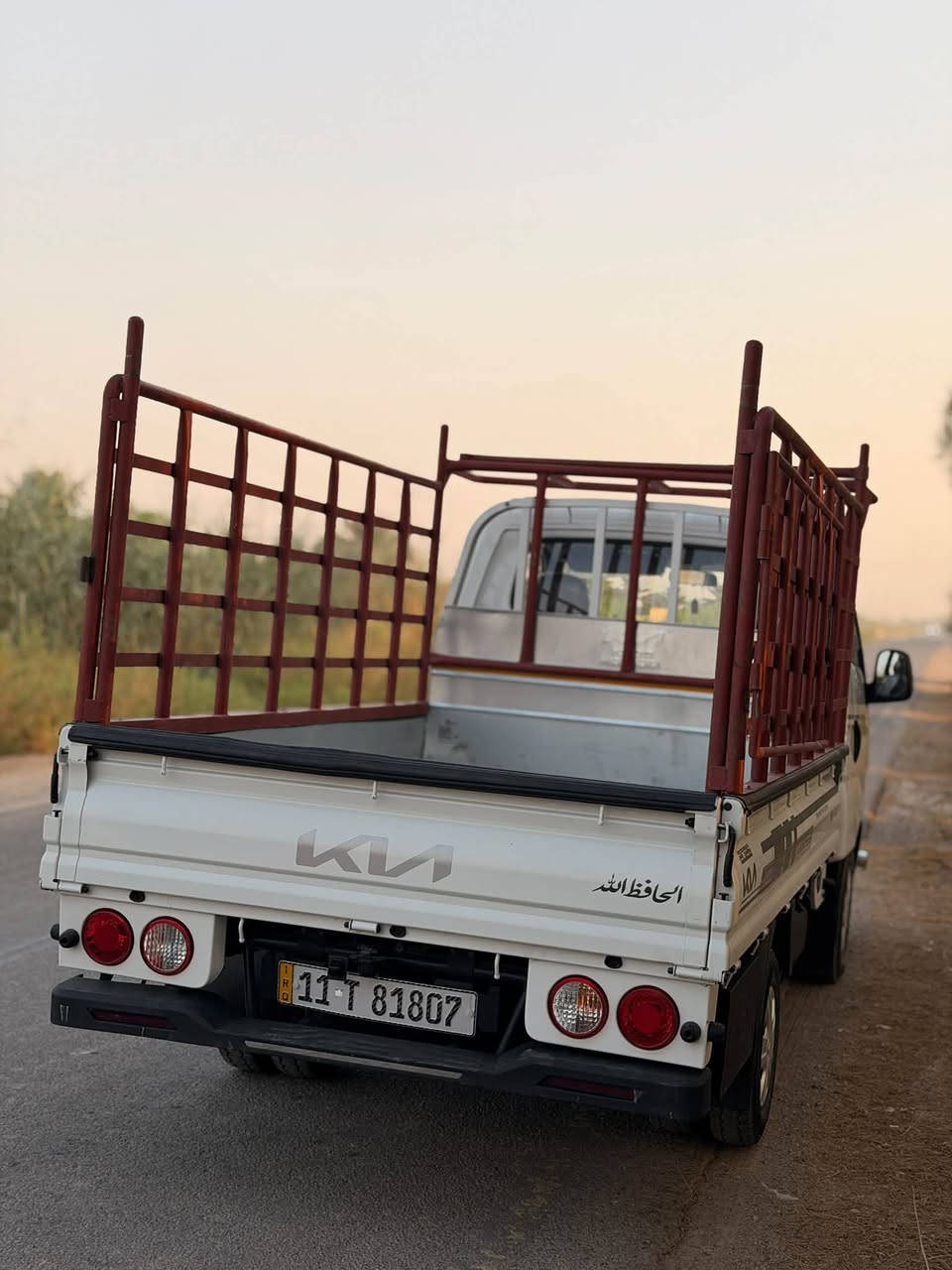 🚛 كيا 2700 ديزل موديل 2026 🇰🇷
وارد كوريا الأصلية 

✨ كسر زيرو – ممشى 8000

💎 مواصفات عملية وتجهيزات مميزة: ✅ محرك ديزل اقتصادي وقوي

✅ گيرر عادي 5 سرعات

✅ شاشة كبيرة تعمل باللمس

✅ بلوتوث وربط الهاتف

✅ كاميرا خلفية

✅ تحكم كامل بالمقود مع الرد على المكالمات

✅ شاشة معلومات رقمية بين العدادات

✅ مرايا كهربائية مع طي كهربائي وتدفئة

✅ مكيف حامي / بارد

✅ شبابيك كهربائية

✅ قفل مركزي

✅ كشافات ضباب

✅ غمازات على المرايا

✅ مساحة تخزين خلف المقاعد

✅ حساسات خلفية

🚗 سيارة جاهزة للعمل 

💬 السعر 179وبيها مجال

مكانها بغداد جسر ديالى الكرغولية

للاستفسار ***********
